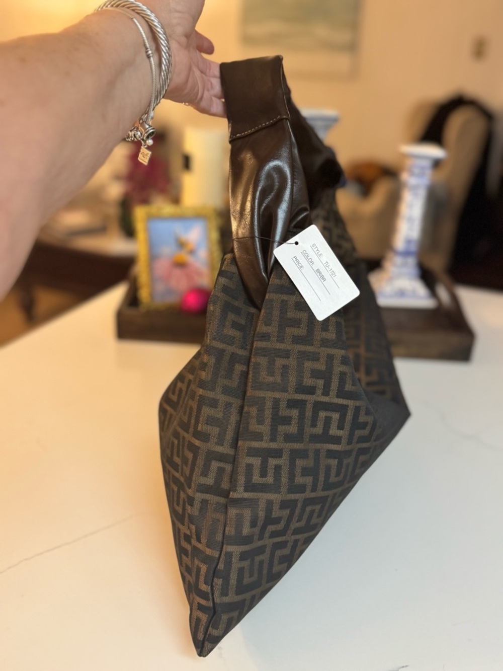 🤎 DESIGNER INSPIRED CANVAS LARGE HOBO SHOULDER BAG! - Picture 5 of 9